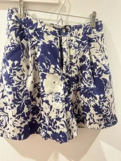 Rouje vif花柄フレアショートパンツ ネイビー