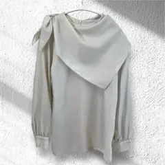 INED★スカーフデザインブラウス オフホワイトカラー★新品未使用★