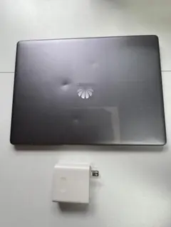HUAWEI MateBook 13 ノートPCのサムネイル