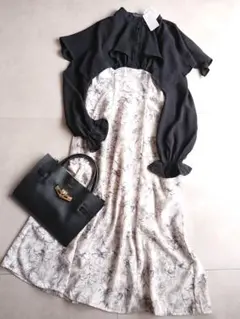 未使用AS KNOW AS plusドッキングケープ衿フレアワンピース