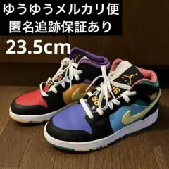 ナイキ AIR JORDAN 1 MID CHAMPIONSHIPS 23.5
