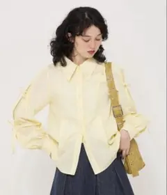 TINA : JOJUN タックリボン袖シャツのサムネイル