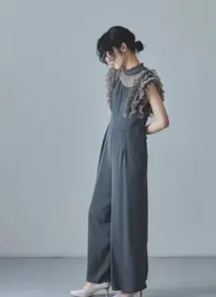美品 niana ニアナ スタンドアウトカラーオールインパンツ S パンツ