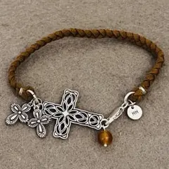 レザー製ブラウンブレスレット クロス付き