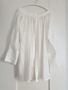 クラシカルエルフ　２wayオフショルダー長袖シャツ ホワイト