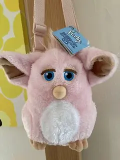 ファービー Furby ストロベリー・スワール ぬいぐるみポーチ - メルカリ