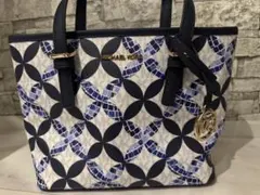 MICHAEL KORS 幾何学模様 ショルダーバッグらはらは　新品、、