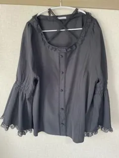 しまむら　眞白ありす　コラボ　姫袖ブラウス　ブラック　4Lのサムネイル