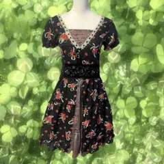 axes femme 姫系 00s 薔薇柄 半袖ひざ丈レースワンピース 黒