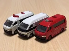 トミカ　ハイエース　三台セット