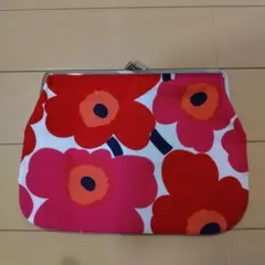 marimekko 花柄 がま口ポーチ