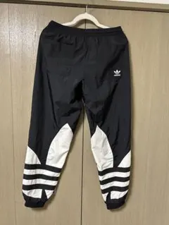 Item thumbnail for item 39a2876f-8e7a-4893-bc5e-58e2b392a053