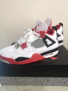 ナイキ エアジョーダン4 レトロ ファイヤーレッド