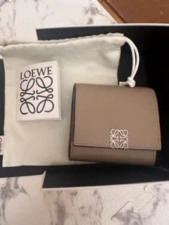 LOEWE 二つ折り財布 ベージュ