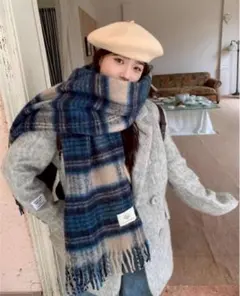 【新品・未使用】大判　青のチェックマフラー　ショール　膝掛けにも⭐︎