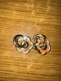 花形 クリア アクリル イヤリング