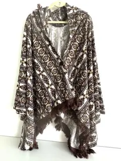 BEGUM 幾何学模様 フード付きポンチョ Mサイズ