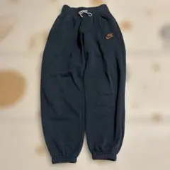 Item thumbnail for item 527c3e77-5a2d-4ad0-9945-c8d62efee1fe