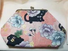 黒猫と牡丹柄がま口バッグ【出品限り】