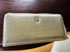 ゴールドカラー 長財布 ホースシューモチーフのサムネイル