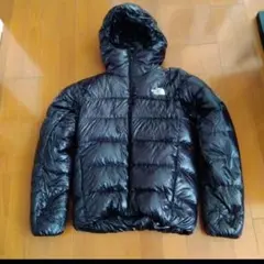 アルパインヌプシ ダウンフーディー