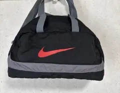 상태좋음 値下げ NIKE ダッフルバッグ スポーツバッグ ブラック