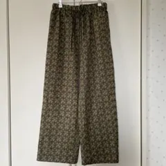 サマンサモスモス　柄カジュアルパンツ