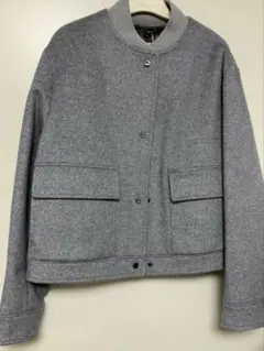 新品美品42サイズHerno グレー ノーカラージャケットのサムネイル