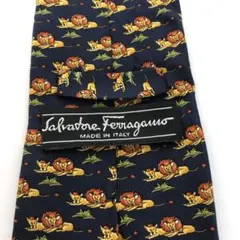 サルヴァトーレフェラガモ　ネクタイ　ライオン　アニマル