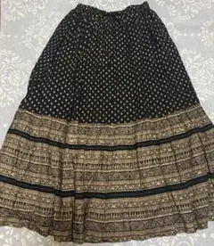 未使用 Aminaボタニカル柄 インド製 コットンフレアロングスカートのサムネイル