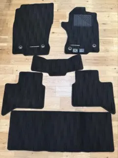 トヨタ ランドクルーザー250フロアマット 7人乗り 6枚セット