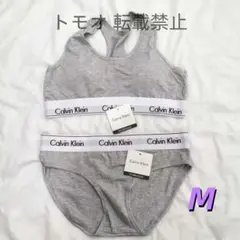 Calvin Kleinカルバンクライン　レディース　スポーツブラ下着セットM