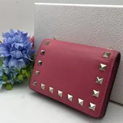 クリスチャンルブタン 二つ折り 財布 スタッズ コンパクトウォレット