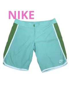 NIKE ナイキ　ショートパンツ　ランニング　トレーニングウェア　L