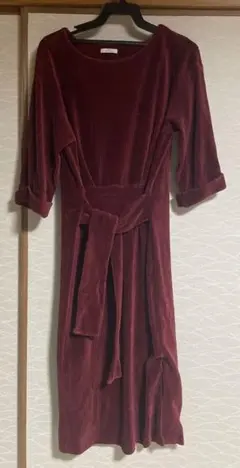 バーガンディ ロングワンピース