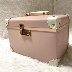 Item thumbnail for item ddfddb36-fed6-4c17-b597-b53782b91ca3