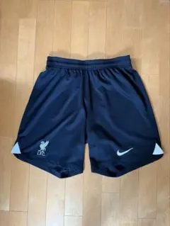 Liverpool ハーフパンツ 黒