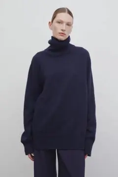 ザロウ　タートルネックカシミアニット ダークネイビー　THE ROW