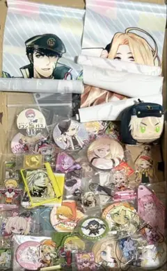 コンパス　タンクセット　缶バッジ　タペストリー　アクスタ　アクキー