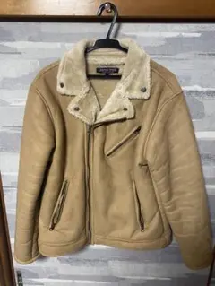 ベージュ フリースジャケット