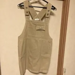 オーバーオールスカート