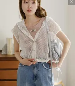 Kastane メッシュノースリパーカー　セール　新品　着回し　メッシュ　ベストのサムネイル