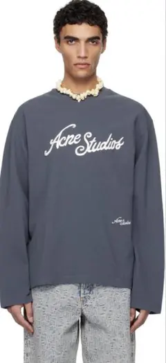 acne studios エンブロイダリーロゴ　刺繍　長袖カットソーのサムネイル