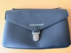 CALVIN KLEIN JEANS 黒 ショルダーバッグのサムネイル