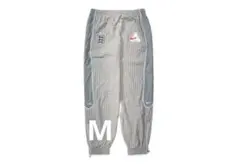 Nike x Palace England ナイロンパンツ - メルカリ