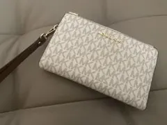 マイケルコース長財布　上品♡お財布ポーチ　クラッチバッグ　MKシグネチャー