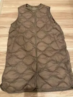ユニクロUNIQLO ウルトラライトダウンロングベスト　L ブラウン