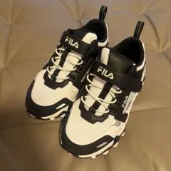 FILA オークモントブイ2キッズブラック ホワイト 20.0cm - メルカリ