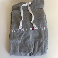 TOMMY HILFIGER フード付き長袖Tシャツ
