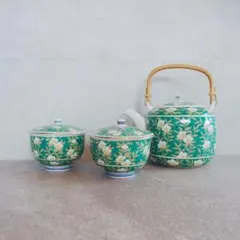 有田焼 明宝窯 緑彩山茶花 急須と蓋付湯飲みのセット まとめ売り 金彩